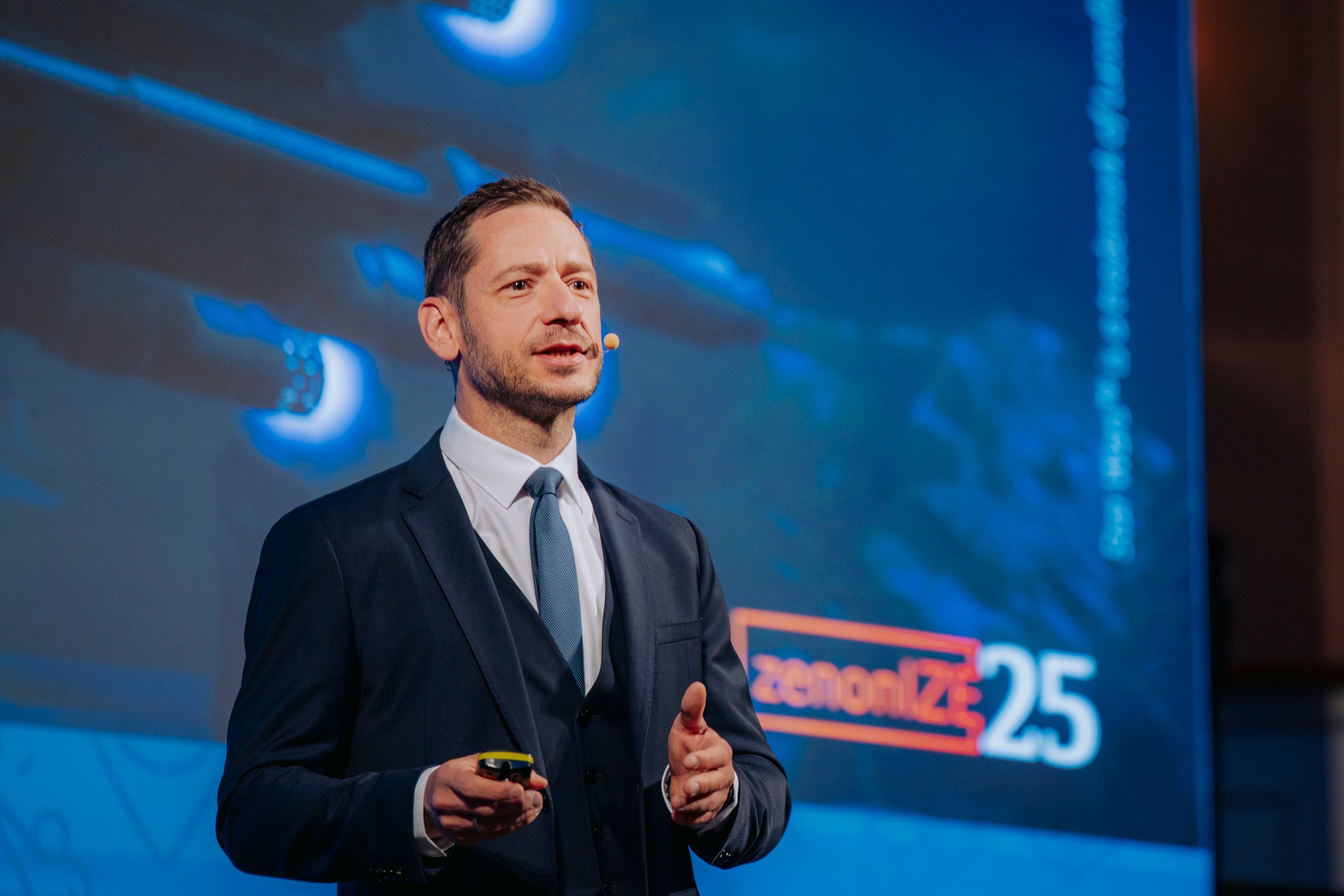 GK_01102025_zenonIZE_036