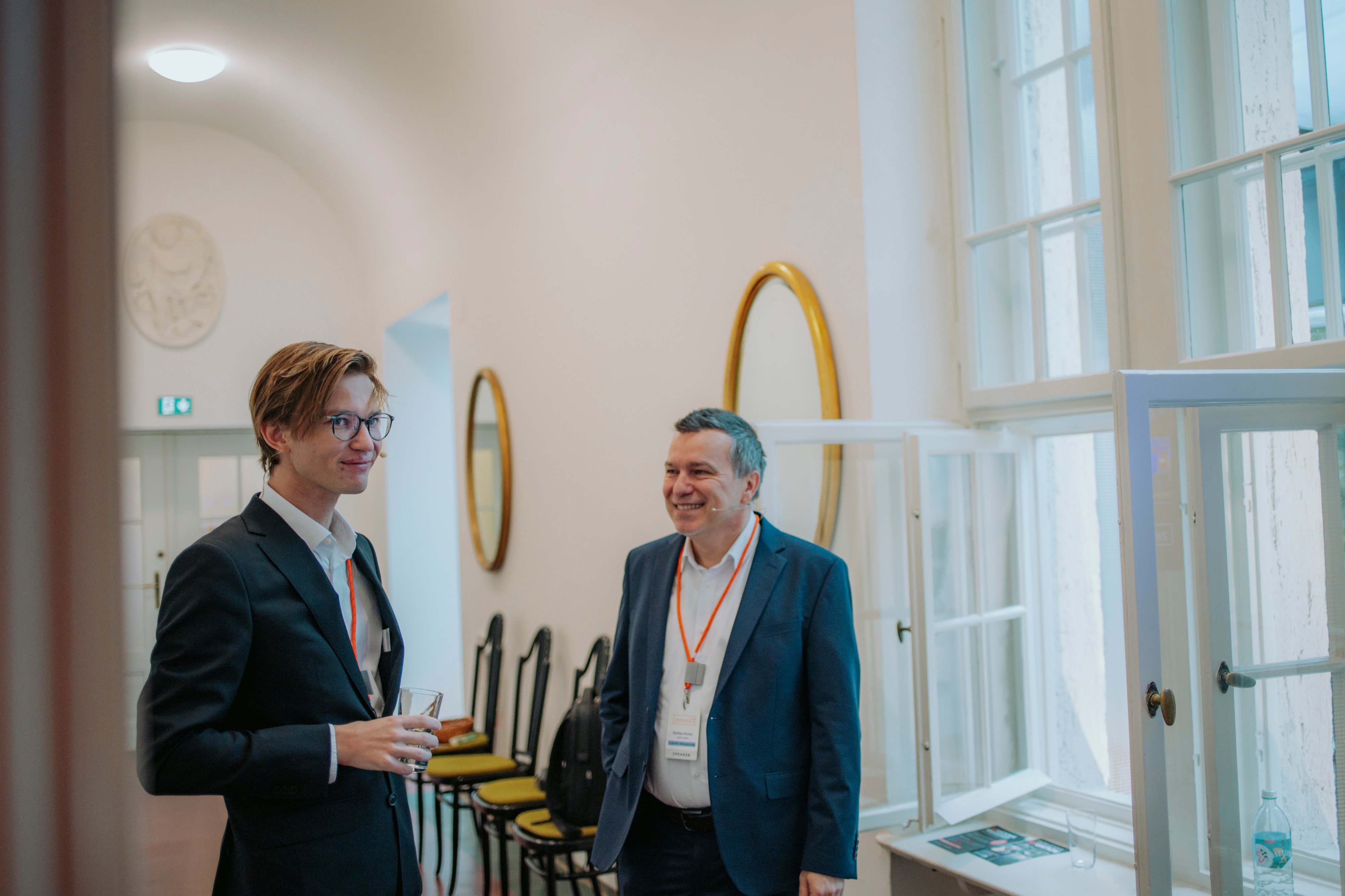 GK_02102025_zenonIZE_002