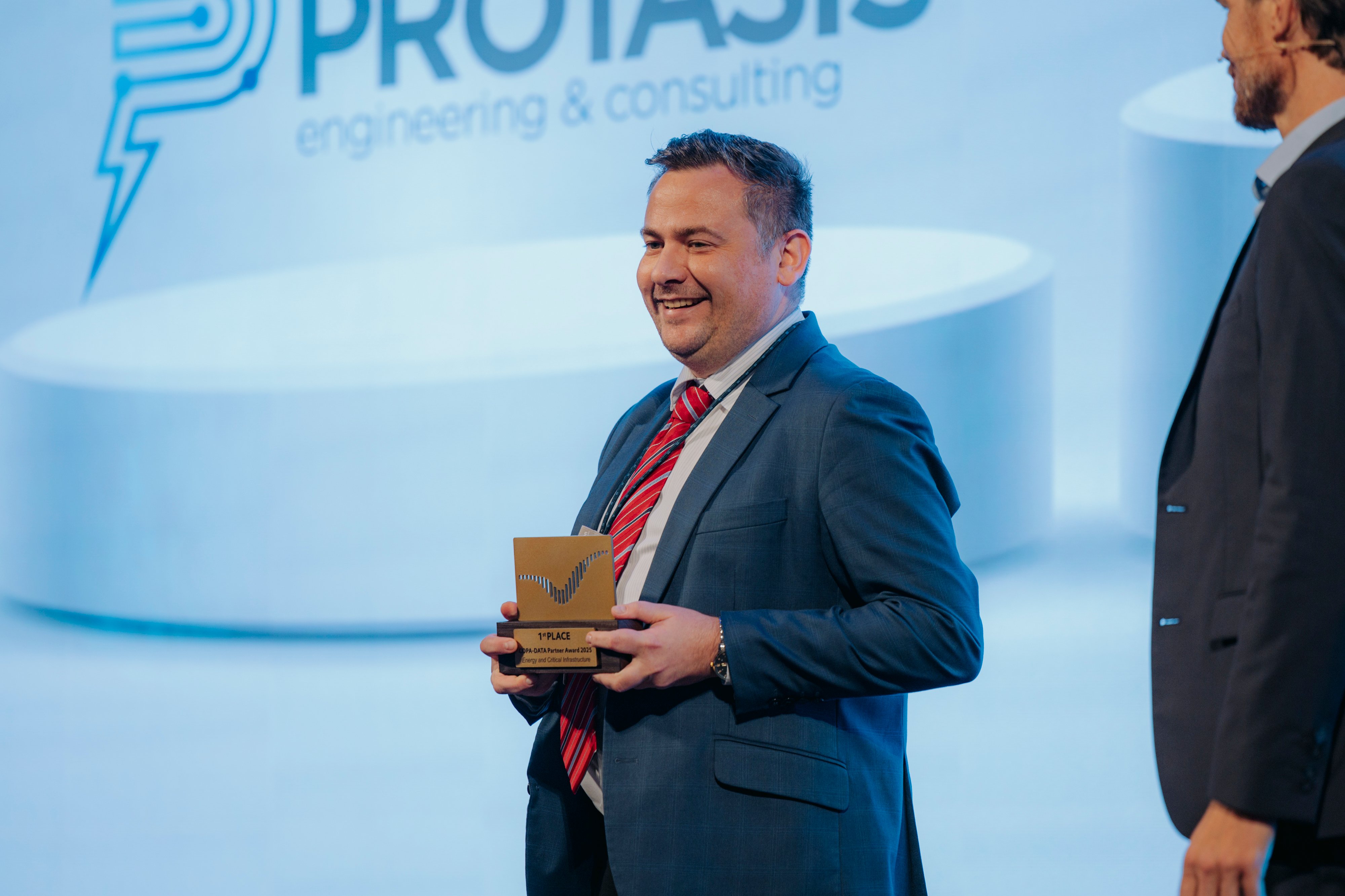 GK_02102025_zenonIZE_128