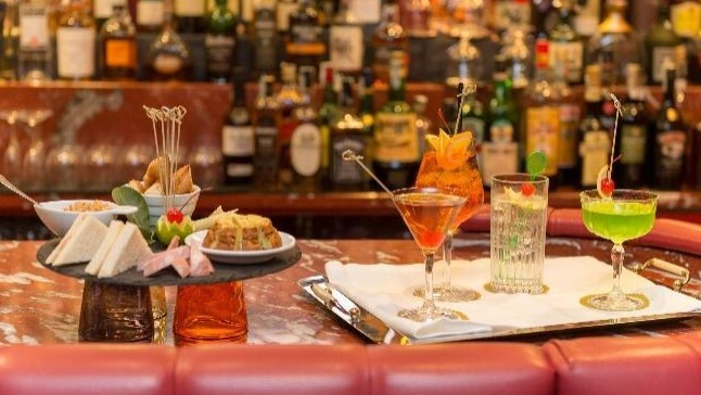 Immagini Location BAR